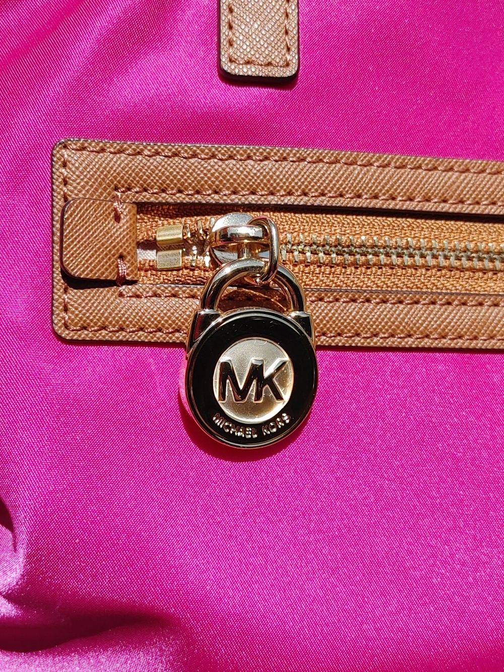 Michael Kors Kempton Small Fuschia Nylon Tote (1064) - Picture 6 of 8